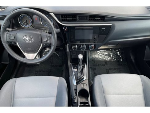 Used 2017 Toyota Corolla L image 15