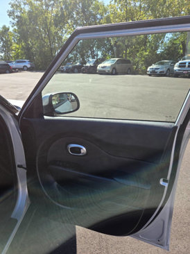Used 2015 Kia Soul image 10