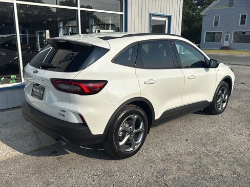 New 2025 Ford Escape ST-Line w/ Equipment Group 301A image 5