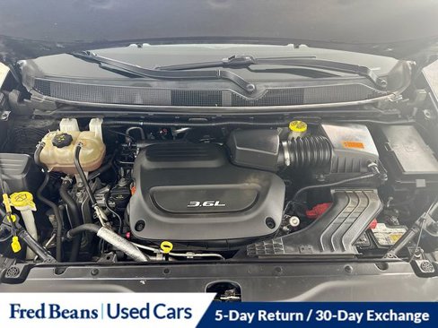 Used 2017 Chrysler Pacifica Touring-L image 26