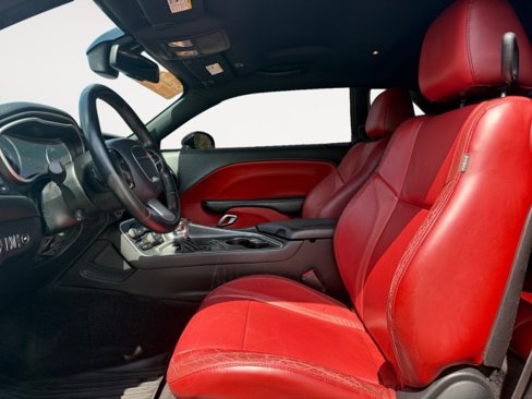 Used 2018 Dodge Challenger SXT Plus image 2