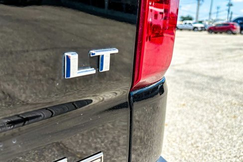 Used 2021 Chevrolet Silverado 1500 LT w/ Max Trailering Package image 11