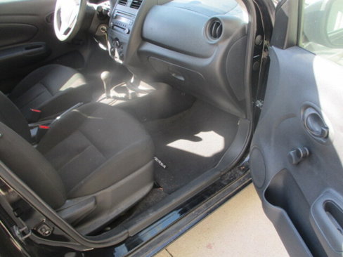 Used 2016 Nissan Versa S image 20