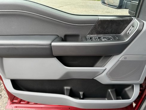 New 2025 Ford F350 XLT w/ Black Appearance Package image 38