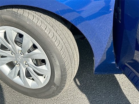 Used 2022 Hyundai Accent SE image 28