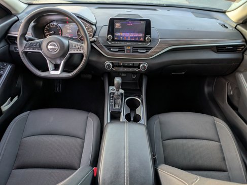 Used 2024 Nissan Altima 2.5 SV image 12