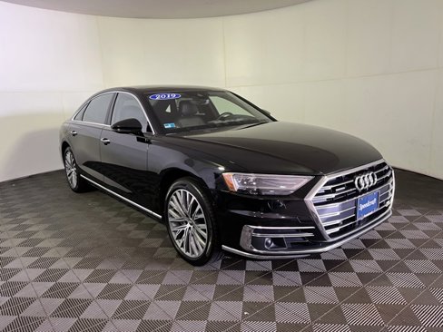 Used 2019 Audi A8 L 3.0T w/ Executive Package image 2