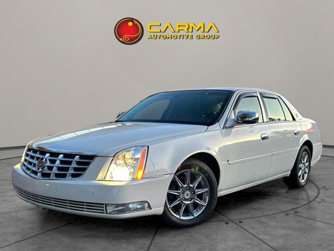 Used 2011 Cadillac DTS Luxury image 1