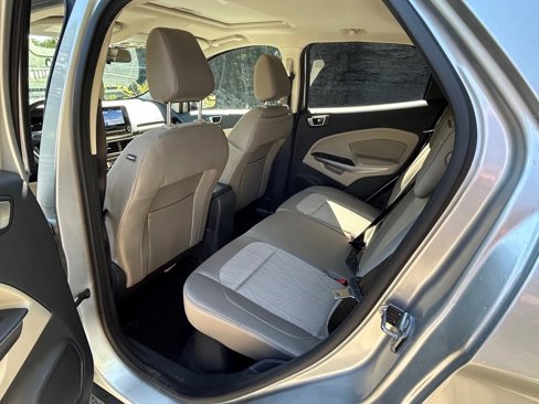 Used 2019 Ford EcoSport SE image 18