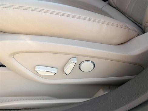 Used 2022 Lincoln Nautilus Reserve w/ Luxury Package image 14