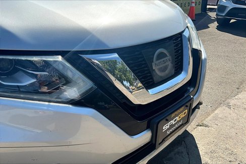 Used 2017 Nissan Rogue SL w/ SL Premium Package image 28