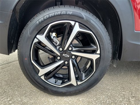 Used 2022 Chevrolet TrailBlazer RS w/ Convenience Package image 8