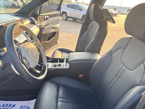 Used 2023 Kia Sorento SX Prestige image 15