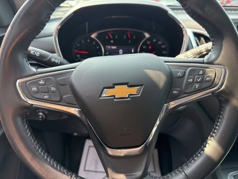 Used 2019 Chevrolet Equinox LT image 19