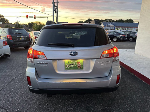 Used 2012 Subaru Outback 2.5i Premium image 4