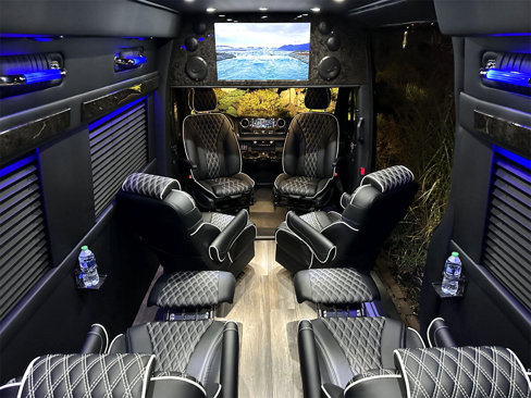 Used 2023 Mercedes-Benz Sprinter 3500 image 16