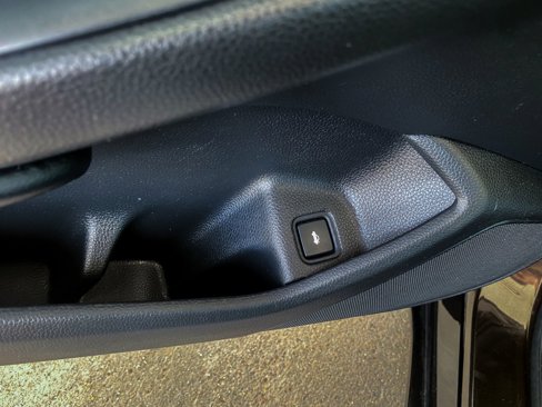 Used 2018 Honda Accord LX image 25