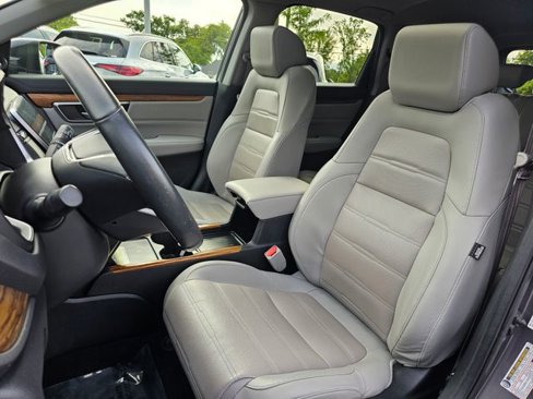 Used 2020 Honda CR-V Touring image 17