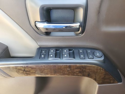 Used 2017 Chevrolet Silverado 1500 LT w/ Texas Edition image 23