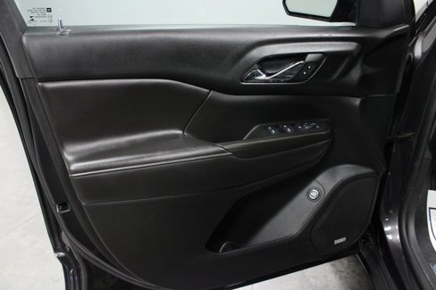 Used 2017 GMC Acadia SLT image 11