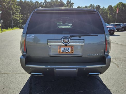 Used 2014 Cadillac Escalade ESV Premium image 10