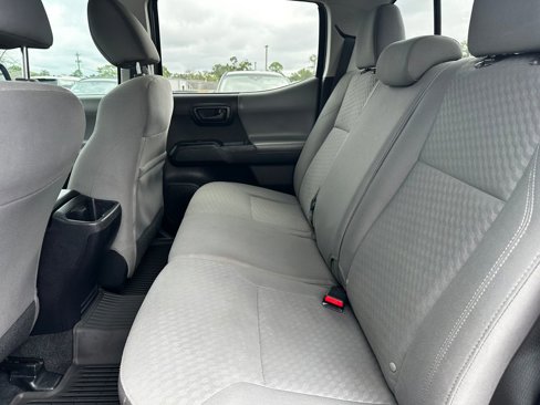 Used 2021 Toyota Tacoma SR image 32