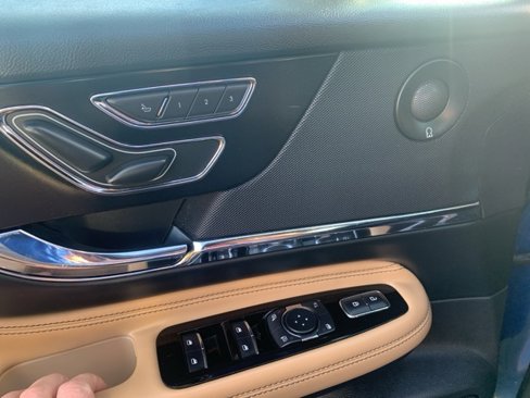 Used 2020 Lincoln Corsair Reserve w/ Elements Package image 13