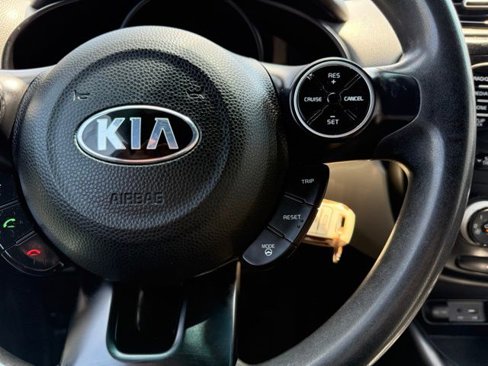Used 2016 Kia Soul image 37