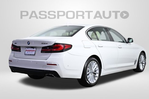 Used 2021 BMW 530i xDrive w/ Convenience Package image 9