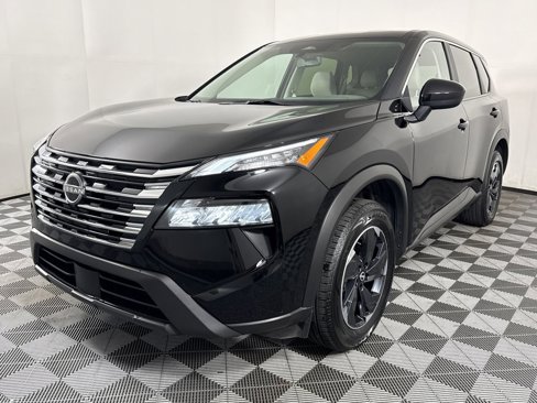 Used 2024 Nissan Rogue SV image 3