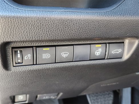 Used 2020 Toyota RAV4 XSE image 28