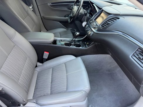 Used 2019 Chevrolet Impala LT image 30