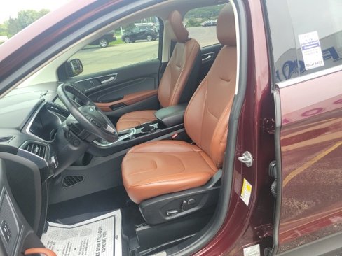 Certified 2018 Ford Edge Titanium w/ Equipment Group 301A image 11
