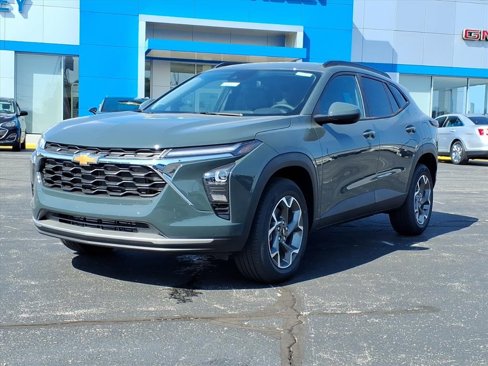 New 2026 Chevrolet Trax LT w/ LT Convenience Package image 2