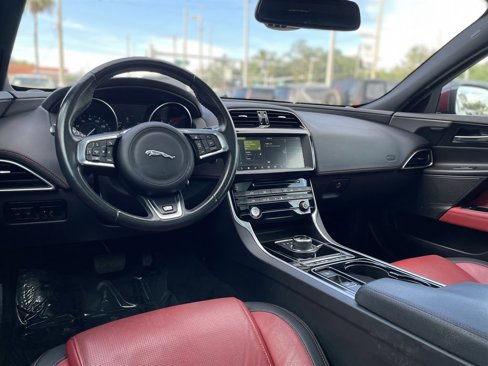 Used 2017 Jaguar XE R-Sport image 13