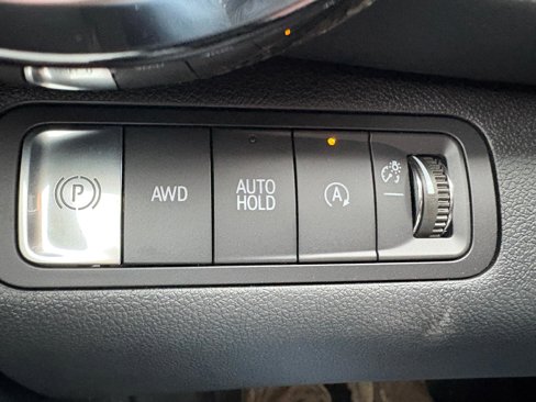 New 2026 Chevrolet Equinox LT w/ Convenience Package II image 18