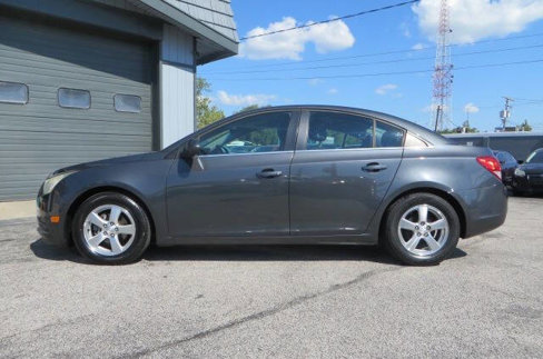 Used 2013 Chevrolet Cruze LT image 9