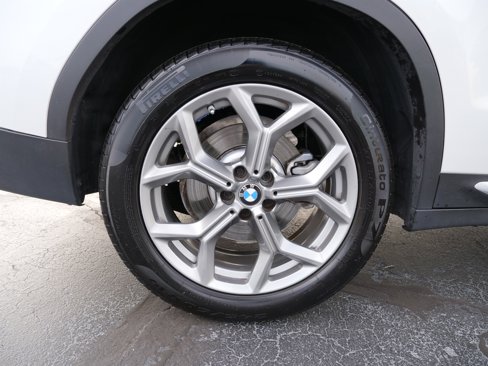Used 2024 BMW X3 sDrive30i w/ Convenience Package image 11