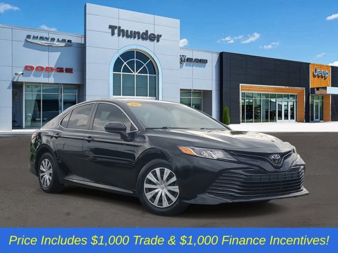 Used 2020 Toyota Camry L image 1