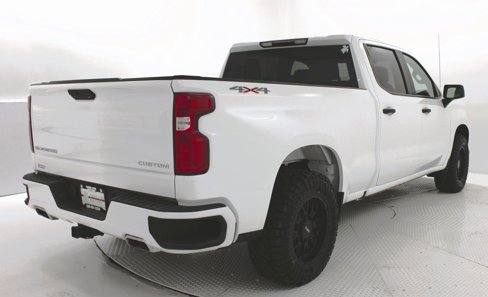 Used 2021 Chevrolet Silverado 1500 Custom image 6
