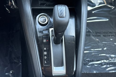 Used 2023 Nissan Versa SV image 23