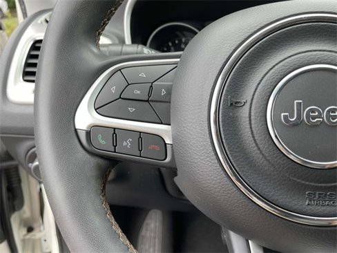 Used 2021 Jeep Compass Latitude image 16
