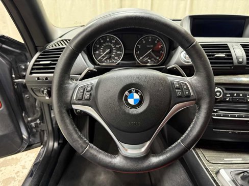Used 2013 BMW 135i Convertible image 15