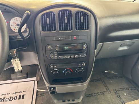 Used 2006 Dodge Grand Caravan SE image 19
