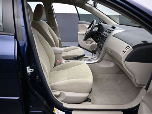 Used 2012 Toyota Corolla LE image 38