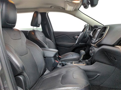 Used 2016 Jeep Cherokee Limited w/ Luxury Group image 37