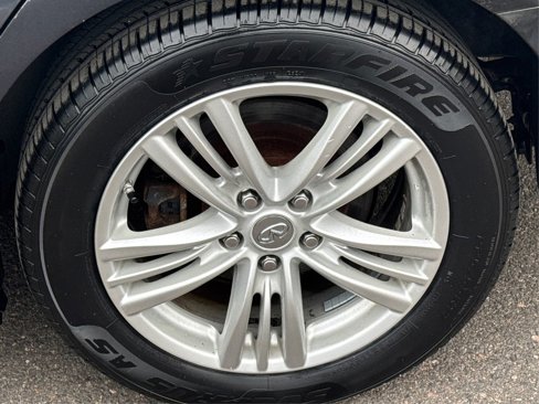Used 2012 INFINITI G37 x w/ Premium Pkg image 30