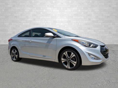 Used 2013 Hyundai Elantra SE image 1