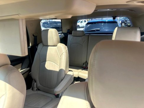 Used 2012 GMC Acadia Denali image 27
