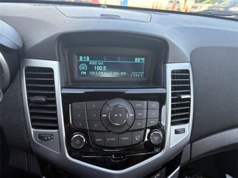 Used 2014 Chevrolet Cruze LT image 12